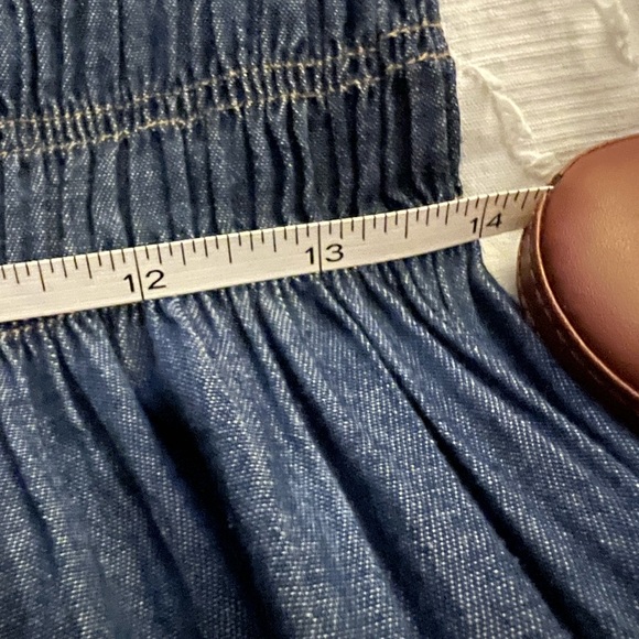 Sleeveless Jean Dress - Picture 6 of 8